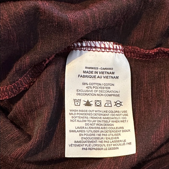 GO TROJANS Nike Women's Red and Gold Trojans Crop Top - Picture 9 of 9